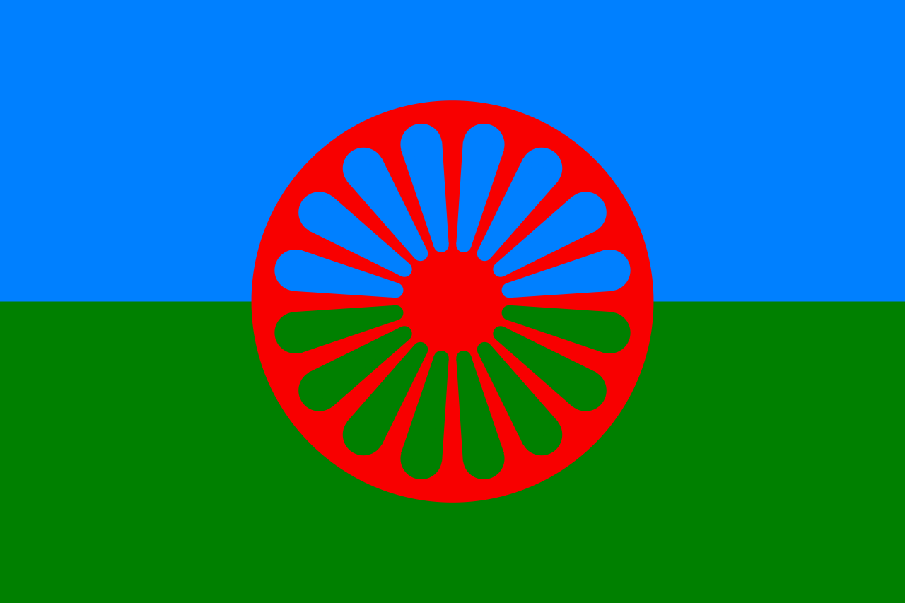 1280px-Flag_of_the_Romani_people.svg.png