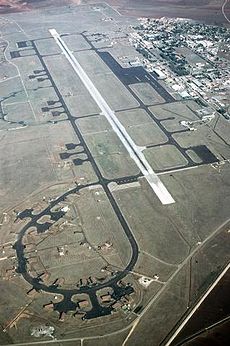 230px-Incirlik_Air_Base_overhead_1987.jpg