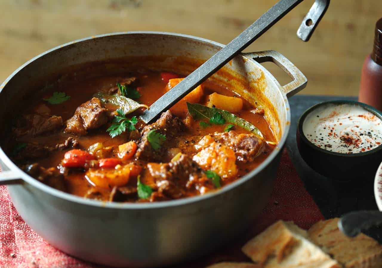 beef_goulash_soup_gulyas_16159_16x9-1280x900.jpg