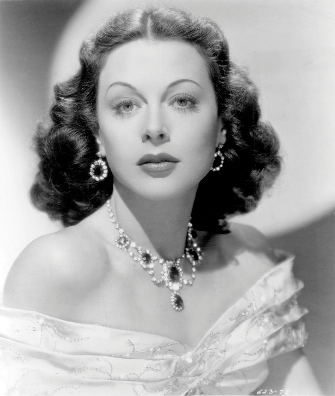 Hedy_Lamarr_1948.jpg