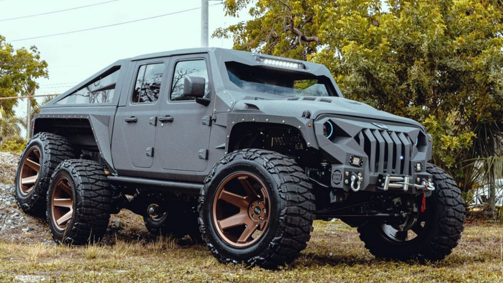 Luka-Doncic-Drives-An-Apocalypse-HellFire-Jeep-6X6-2.jpg