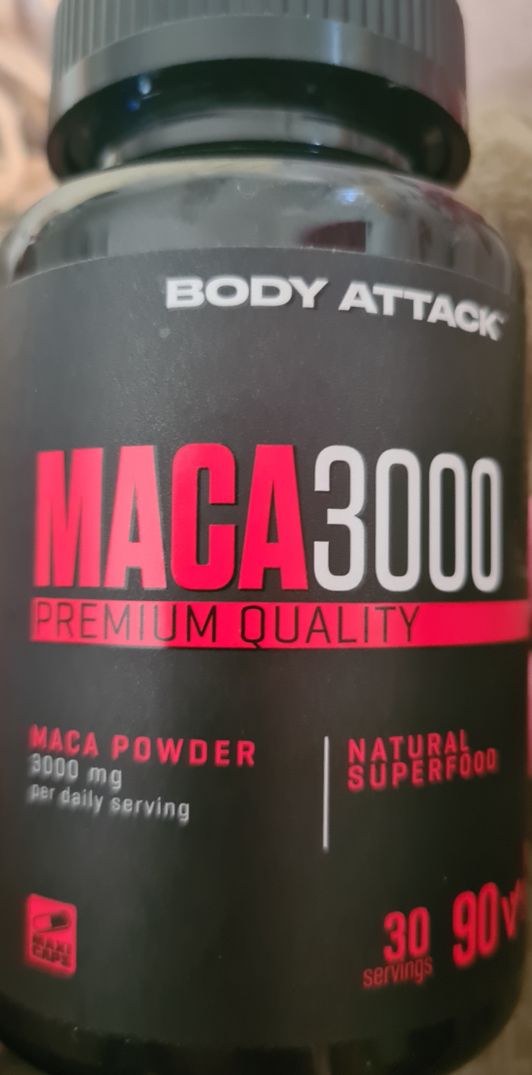 Maca1.jpg