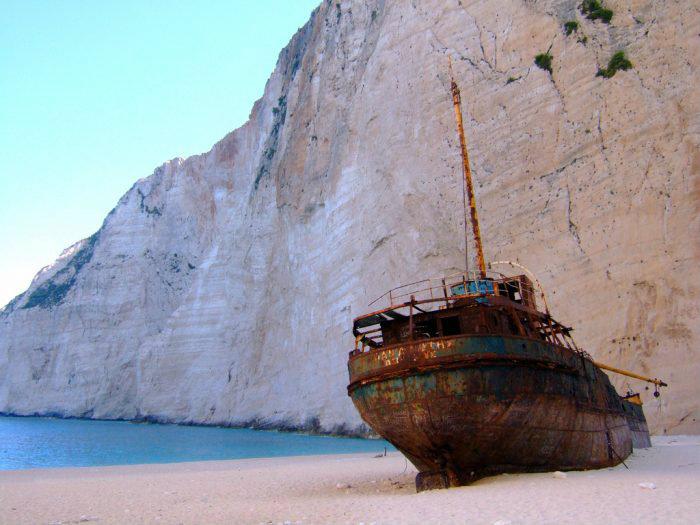 nauagio_zakynthos.jpg