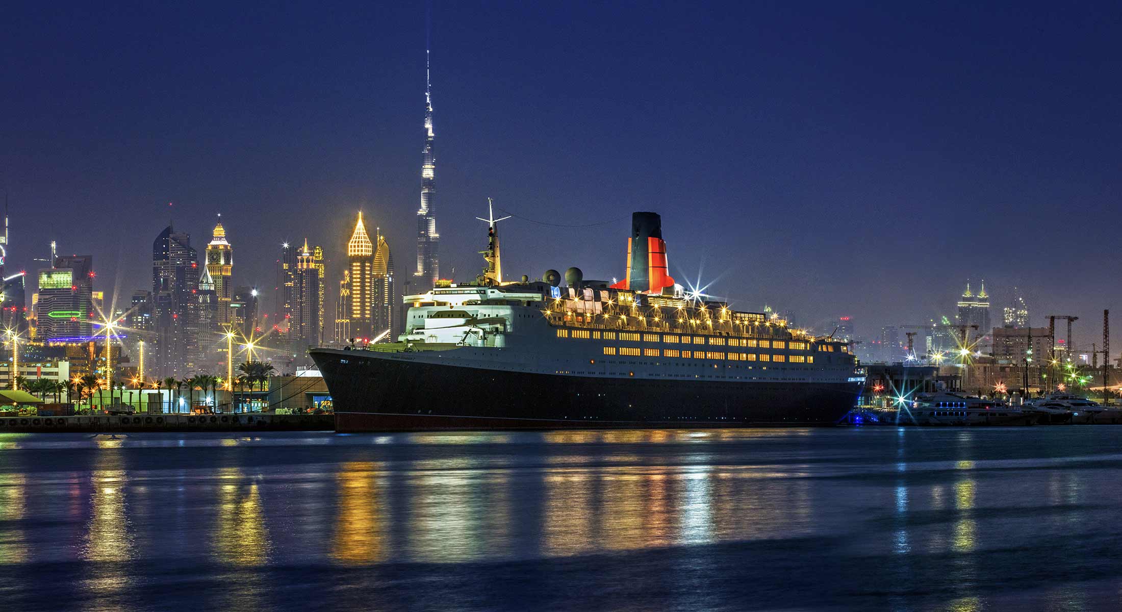 Queen_Elizabeth_2_Exterior-2-1.jpg