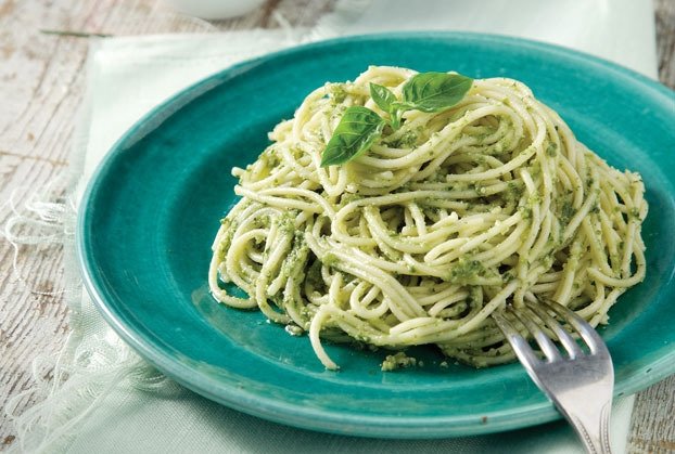 Spaghetti-me-pesto-vasilikou.jpg