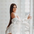 Evelin-escort-in-athens-city-tour-in-athens-2-1