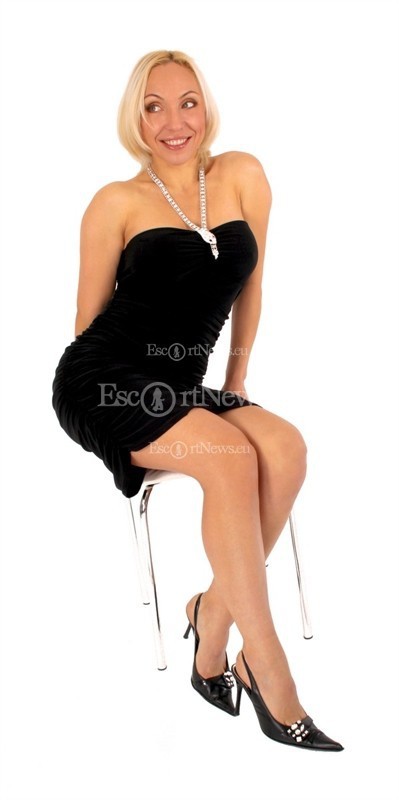 Hot Doll Iris (Greece-escort-service) citytour Greece-escort-service/Escort of Greece