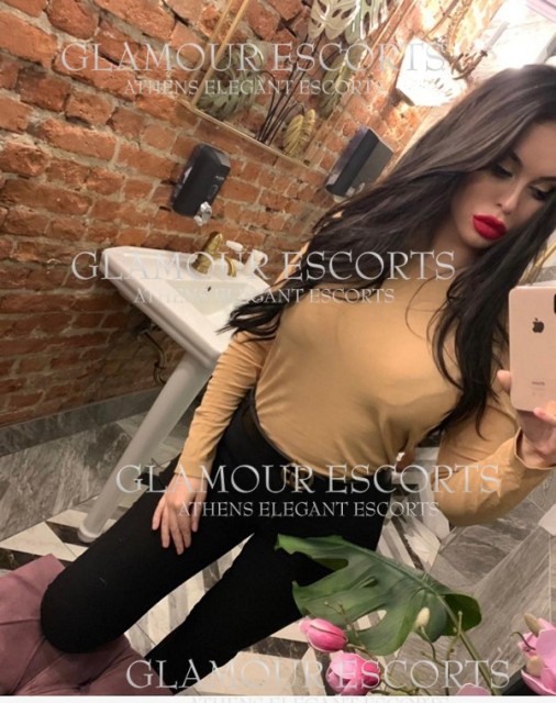 Kriss2 (GlamourEscorts)  escort