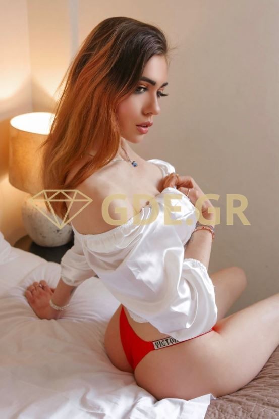 Julia7 (Golden-Diamond-Escort)  escort