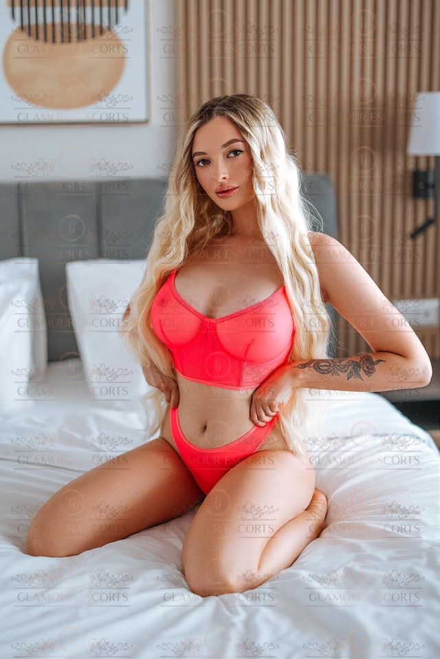 Sofia11 (GlamourEscorts)  escort