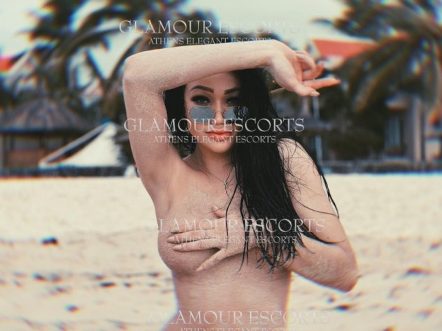 Camilla2 (GlamourEscorts)  escort