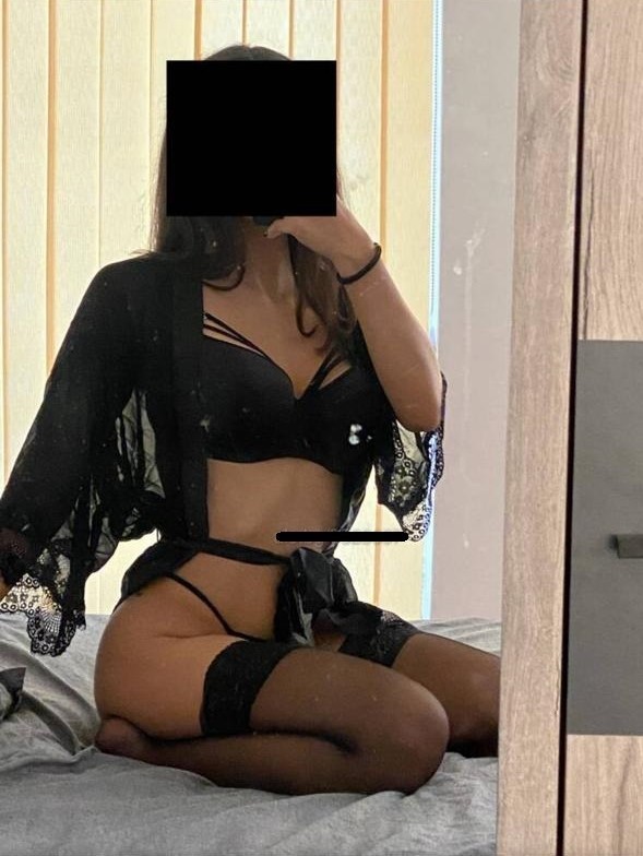 Αγάπη (AdultClub)  escort