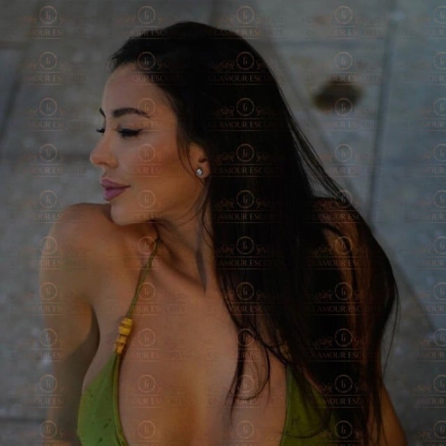 Davina-Diniz-escorts-in-athens-city-tours-in-athens-2