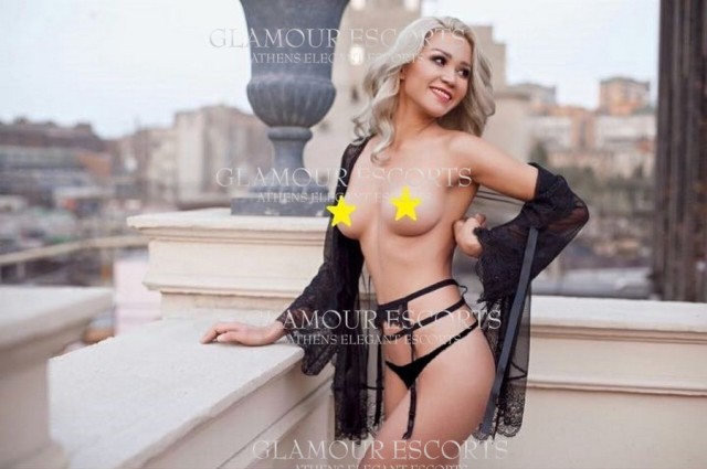 Christina2 (GlamourEscorts)  escort