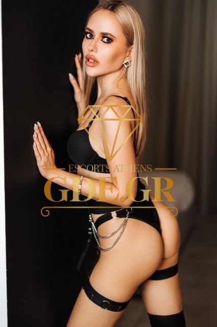 Nina4 (Golden-Diamond-Escort)  escort