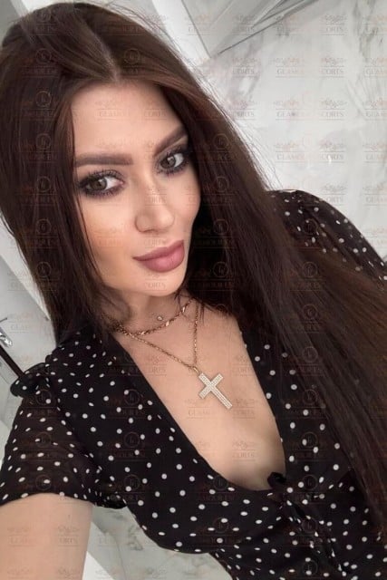 Kira24 (GlamourEscorts)  escort