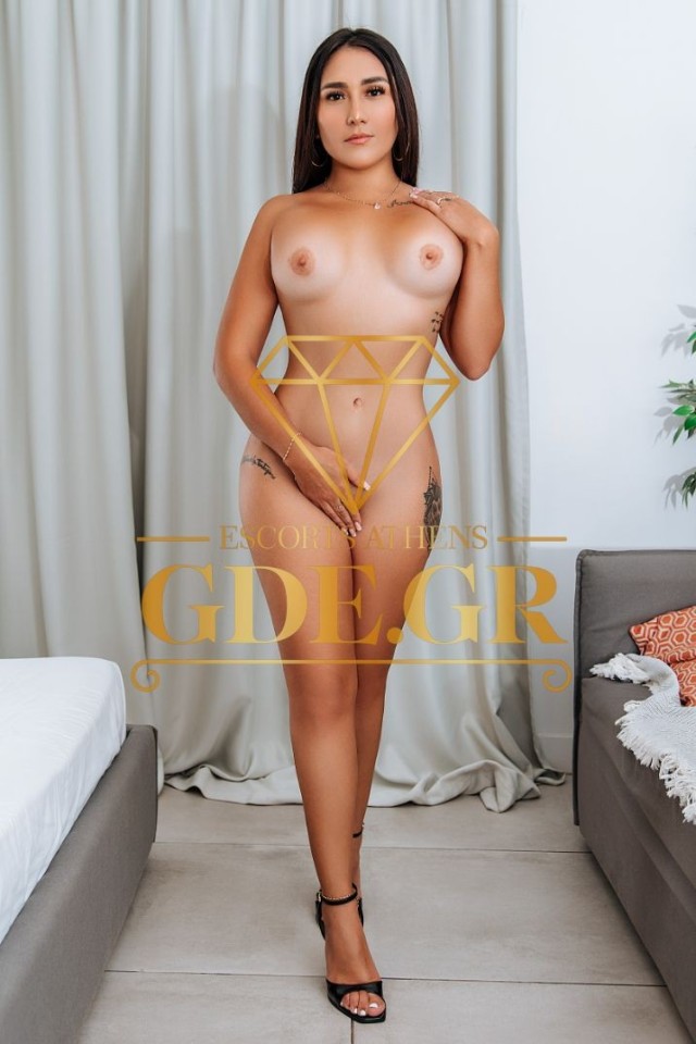 VALERY-CURVY-COLOMBIAN-GDE-MODEL-IN-ATHENS-6