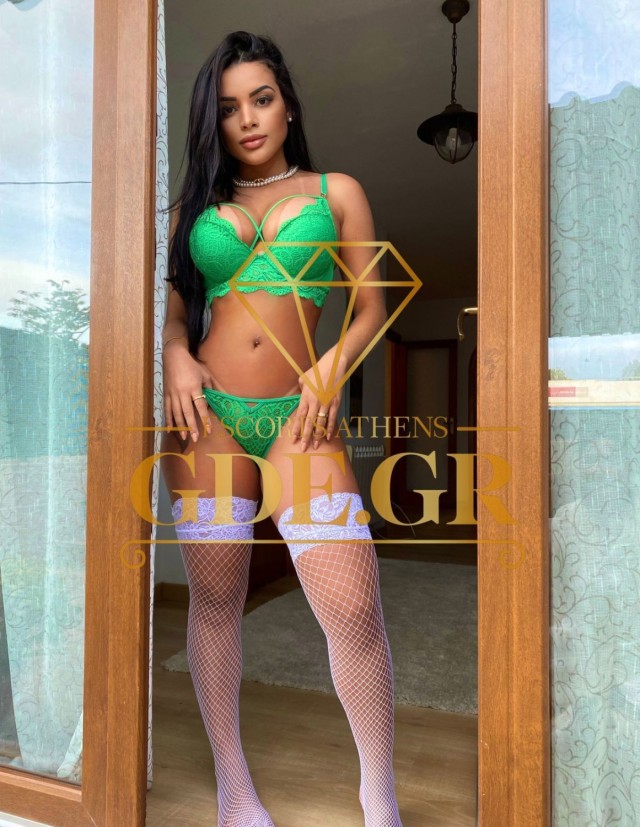 LORENA-SUPER-SENSUAL-CURVY-EXOTIC-LATIN-GDE-MODEL-IN-ATHENS-10