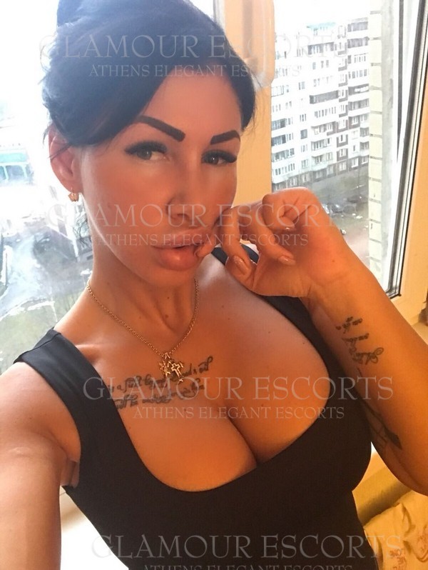 Roxy (GlamourEscorts)  escort