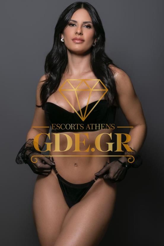 FERNADA-FITNESS-BRUNETTE-LATIN-GDE-MODEL-IN-ATHENS-7