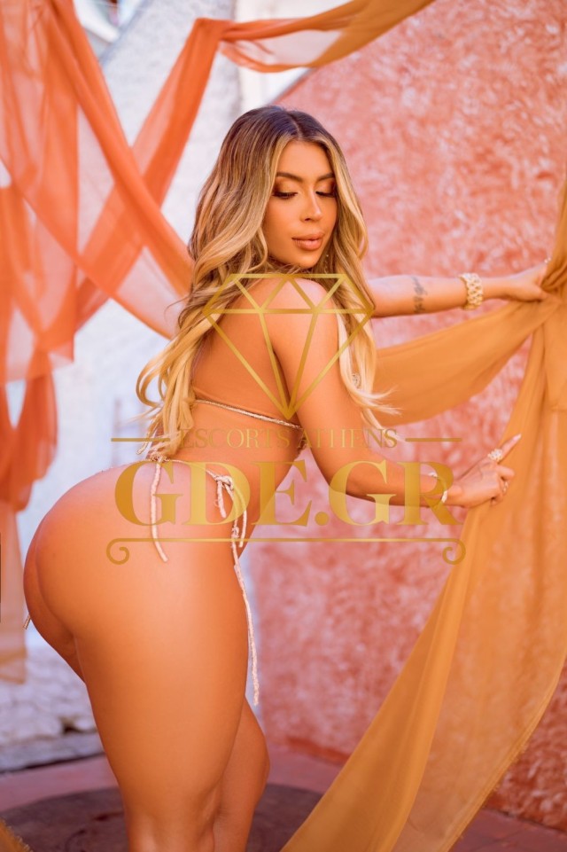 JULLY-SENSUAL-BLONDE-CURVY-LATIN-GDE-CALL-GIRL-1