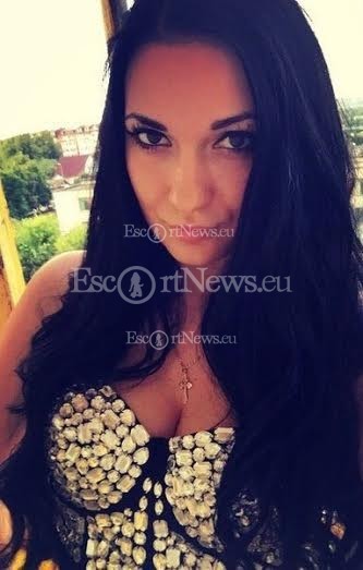 Ester (Rich Escort) citytour Rich Escort