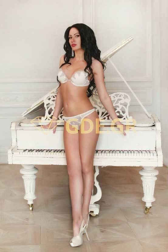 Yianna (Golden-Diamond-Escort)  escort