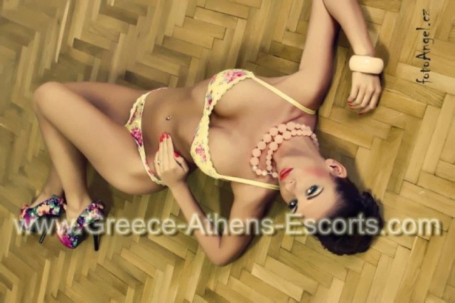 Cristy (Greece-Athens-Escorts) citytour Greece-Athens-Escorts