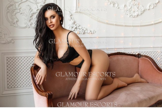 Kriss2 (GlamourEscorts)  escort