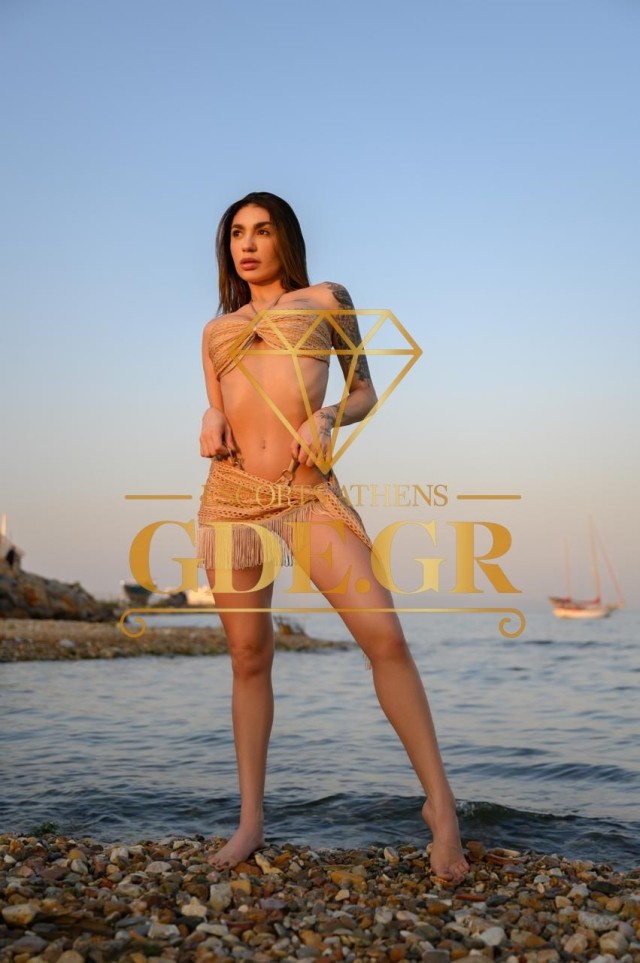 ORIANA-SUPER-SENSUAL-PETITE-LATIN-GDE-MODEL-IN-ATHENS-9