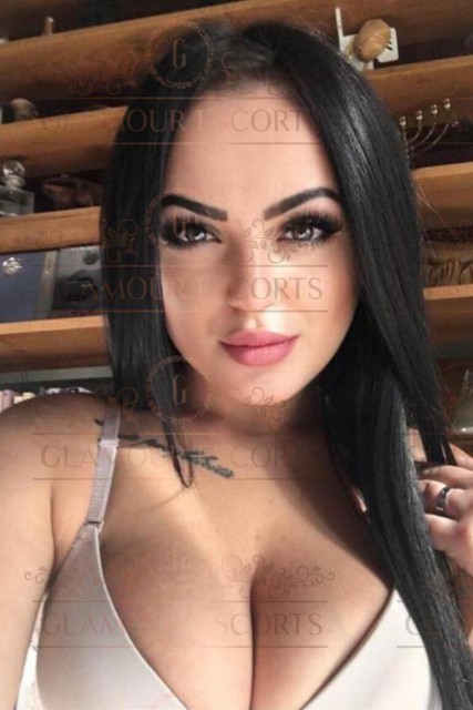 Zara5 (GlamourEscorts)  escort