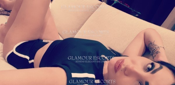 Vika3 (GlamourEscorts)  escort